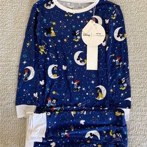 NWT little sleepies Mickey and friends size 5/6.